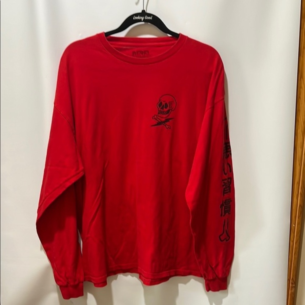 Rebel Society Vintage Red Graphic Long Sleeve Shirt Men's Large